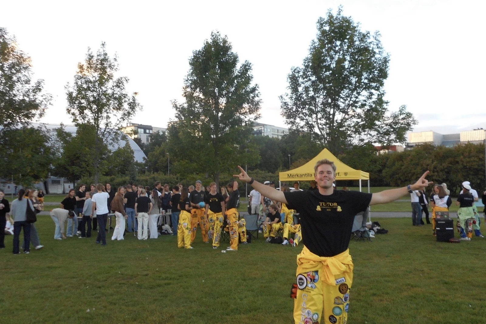 Repping Merkantila Klubben at orientation week
